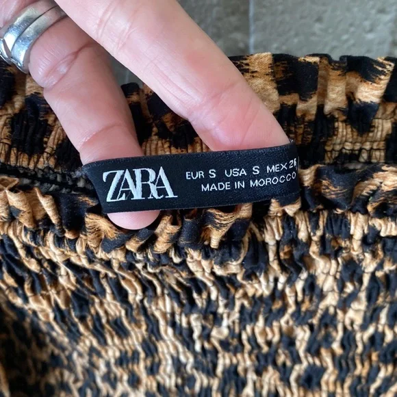 Tops - Picture 2 of 3